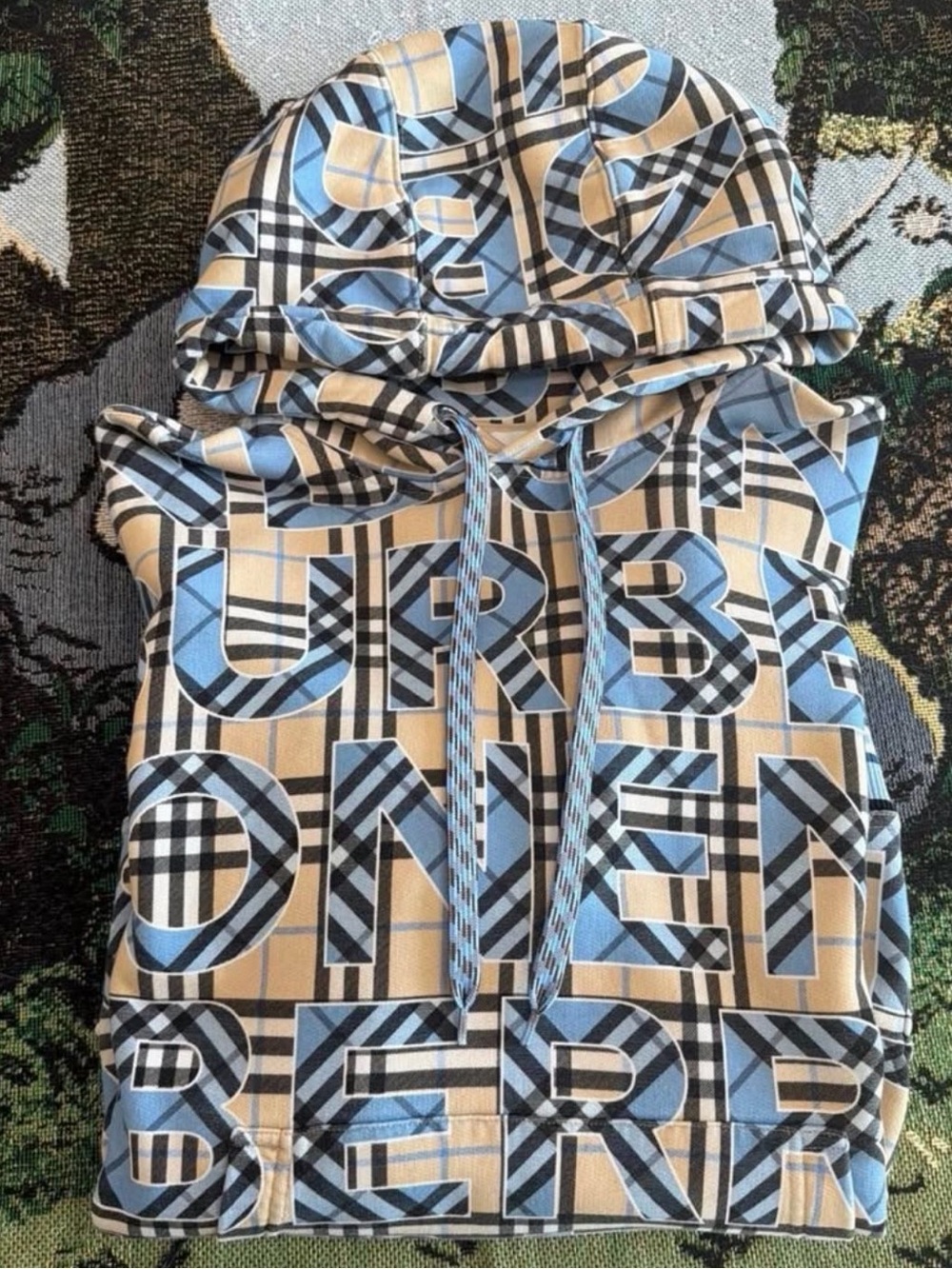 Authentic Burberry 8039165 Vintage Check Logo Hoodie Blue Beige